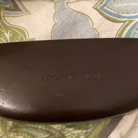Michael kors Sunglasses case